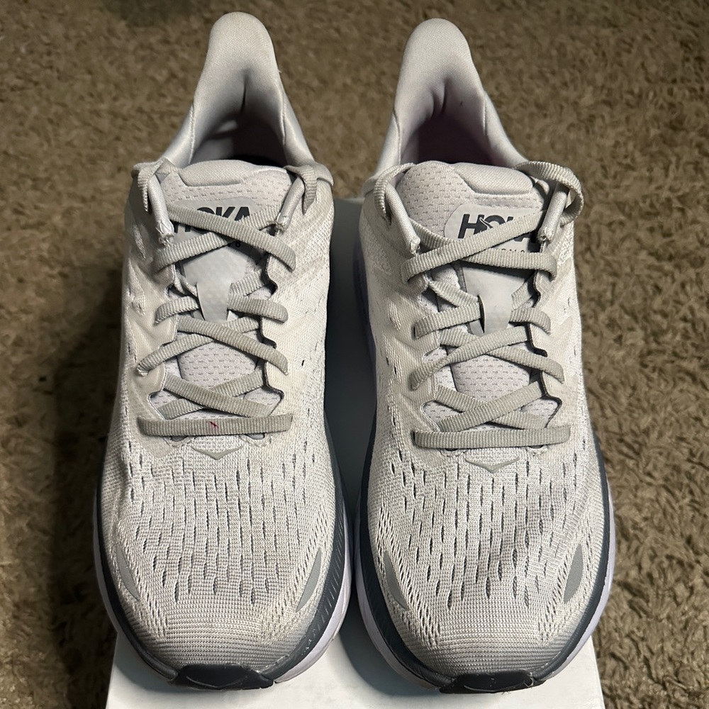 Clifton 8 by Hoka, Size 8 men